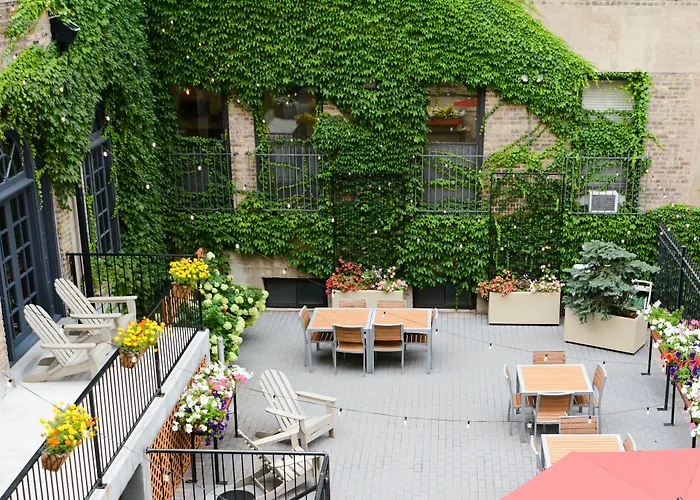 Chicago Getaway Hostel